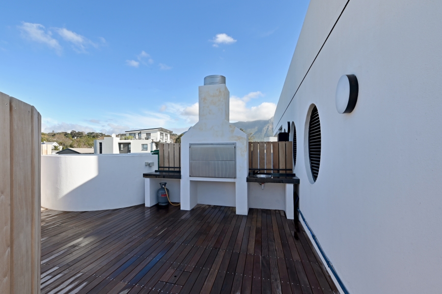 3 Bedroom Property for Sale in Claremont Upper Western Cape